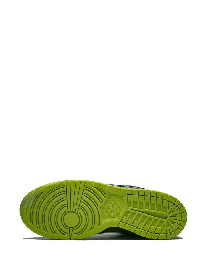 X Concepts Sb Dunk Low Pro Og Qs Special Green Lobster Sneakers
