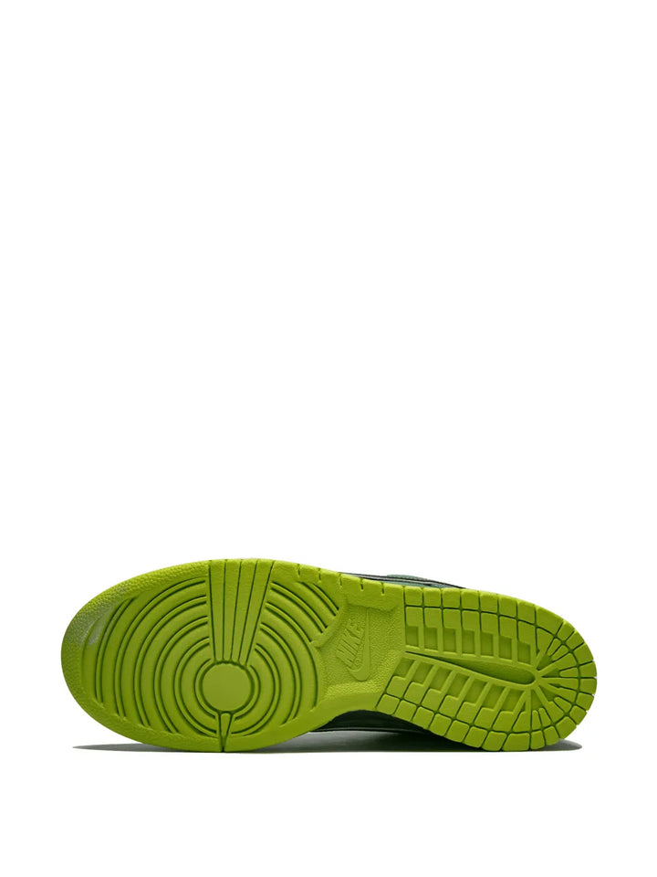 X Concepts Sb Dunk Low Pro Og Qs Green Lobster Sneakers