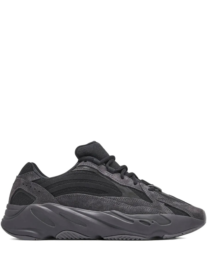 Yeezy Boost 700 V2 Vanta Sneakers