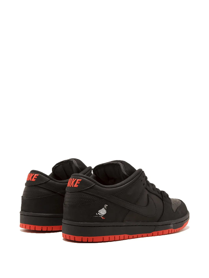 Sb Dunk Low Trd Qs Black Pigeon Sneakers