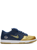 X Supreme Sb Dunk Low Jewel Swoosh Gold/Navy Sneakers