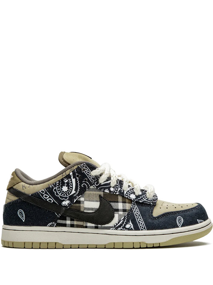 X Travis Scott Sb Dunk Low Sneakers