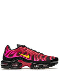 X Supreme Air Max Plus Tn Black/Red Sneakers