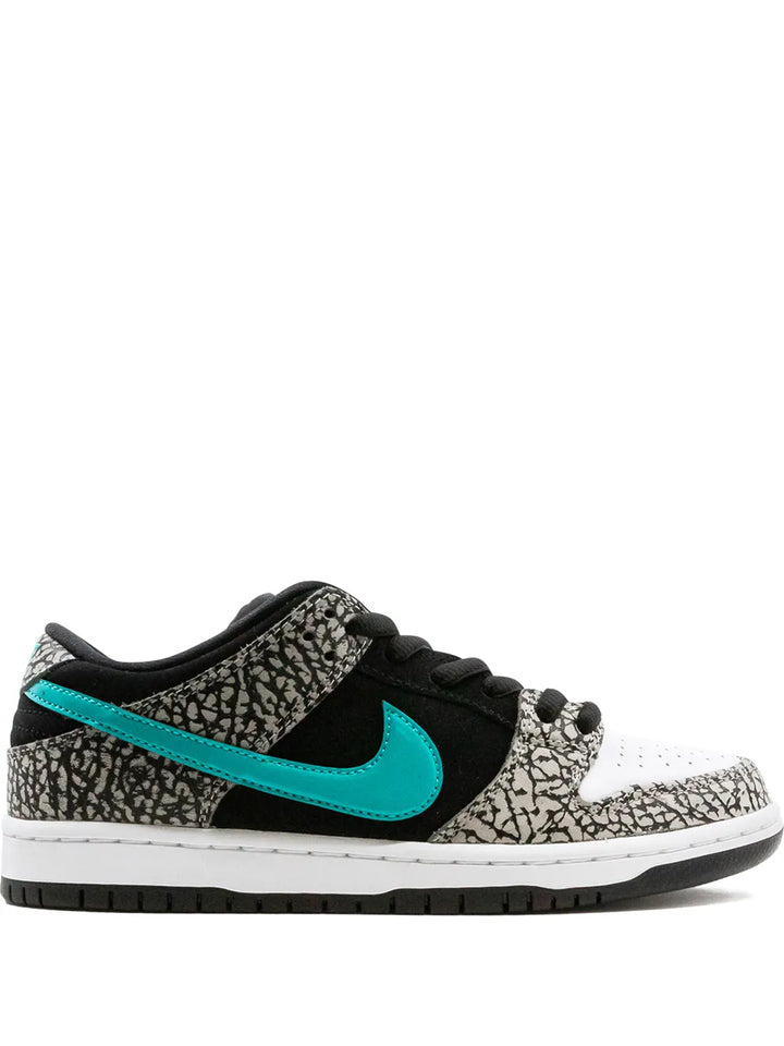 Sb Dunk Low Pro Elephant Sneakers