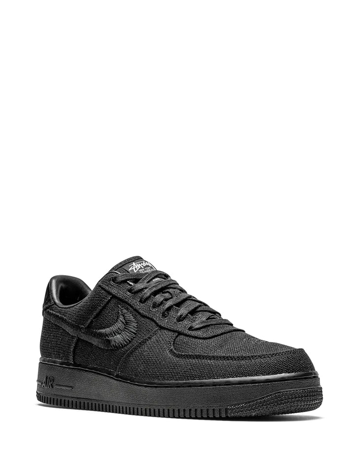 X St sy Air Force 1 Low Black Sneakers