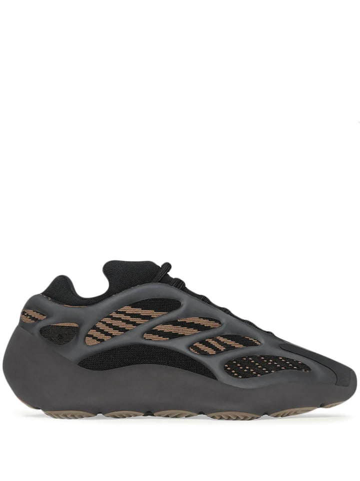 Yeezy 700 V3 Clay Brown Sneakers