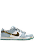 X Sean Cliver Sb Dunk Low Holiday Special Sneakers