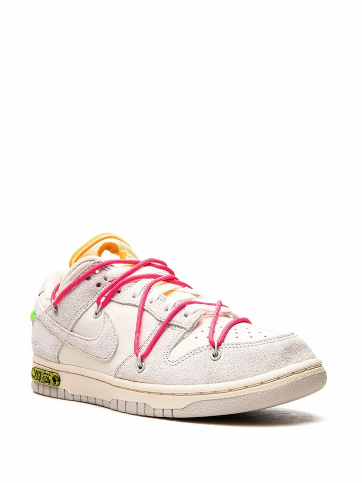 X Off-White  Dunk Low Lot 17 Sneakers