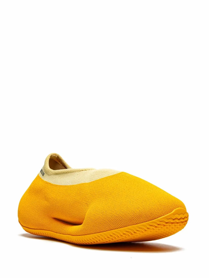 Yeezy Knit Runner Sulfur Sneakers