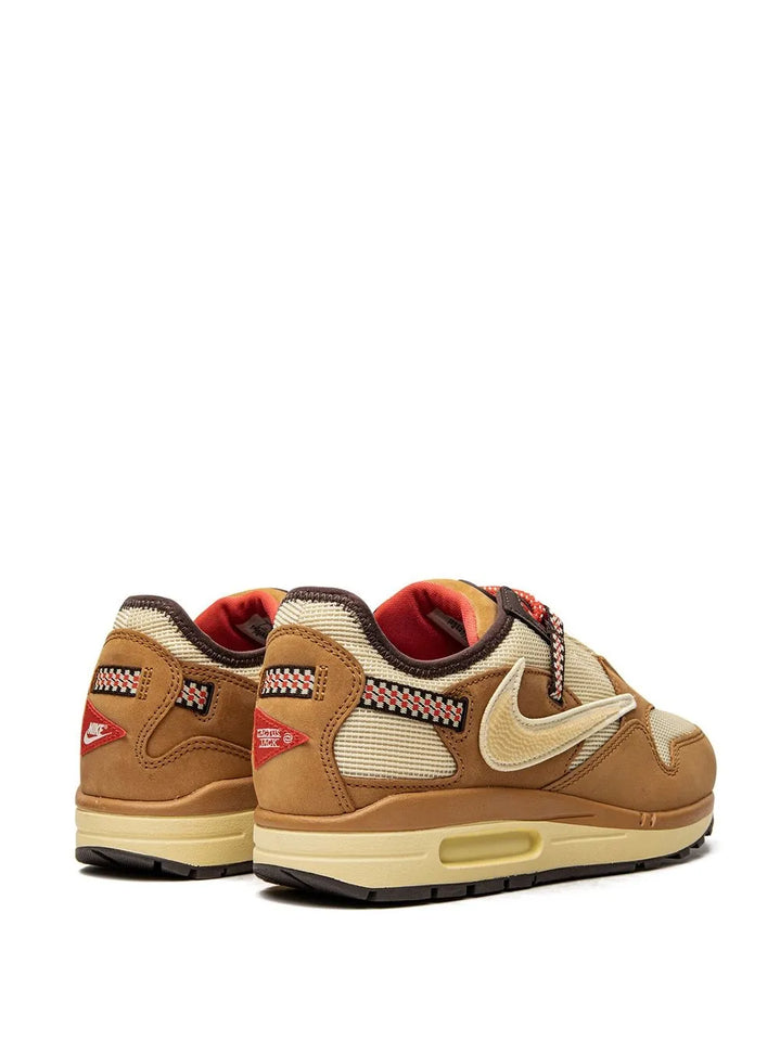 X Travis Scott Air Max 1 Wheat Sneakers