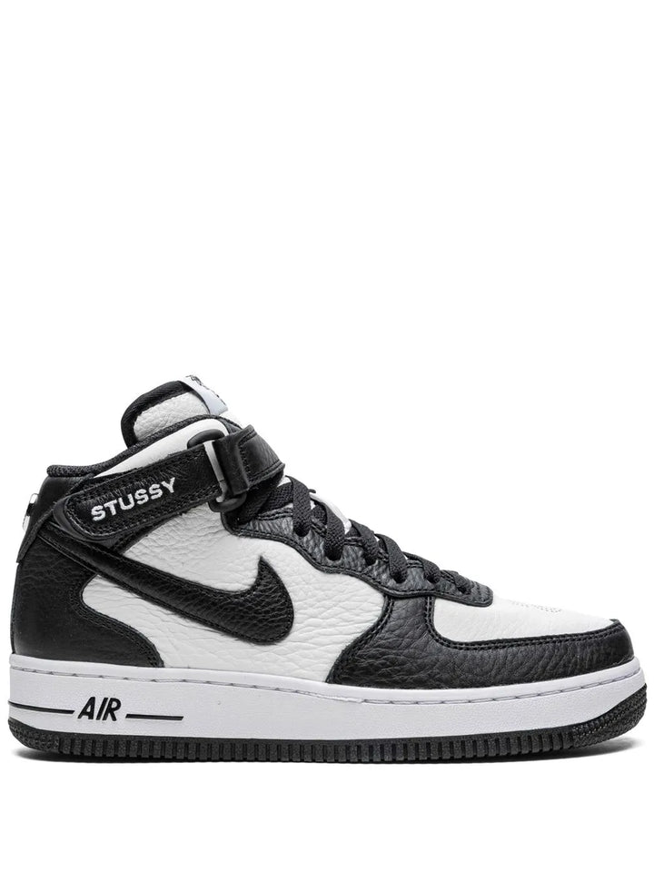 X St sy Air Force 1 Mid Light Bone Black Sneakers
