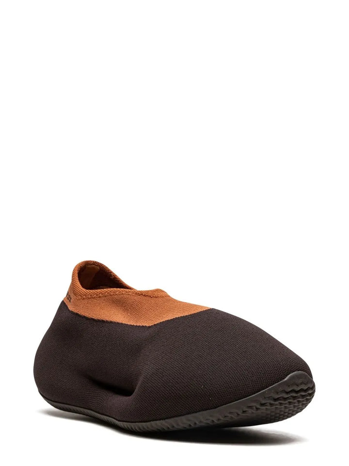 Yeezy Knit Runner Stone Carbon Sneakers