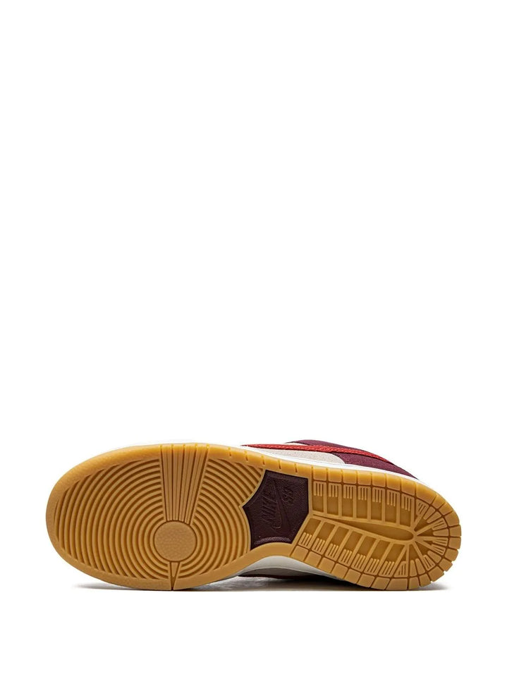 Sb Dunk Low Skate Like A Girl Sneakers