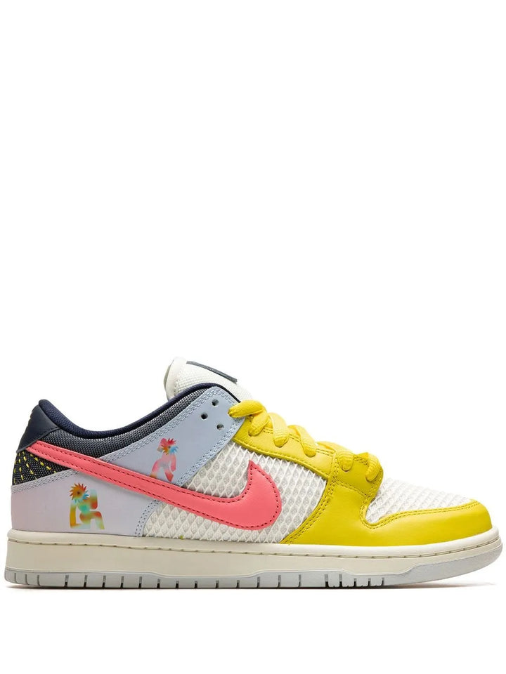 Sb Dunk Low Be True Sneakers