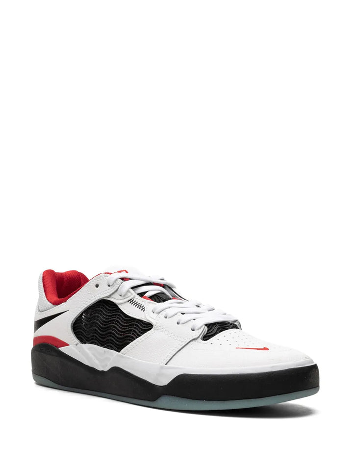 Sb Ishod Wair Chicago Sneakers