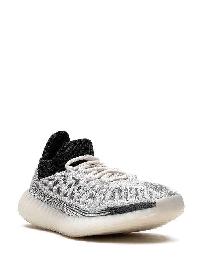 Yeezy Boost 350 V2 Panda Sneakers