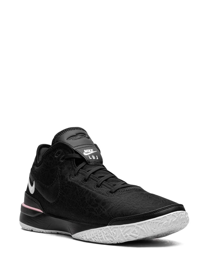 Zoom Lebron Nxxt Gen Black/White Sneakers