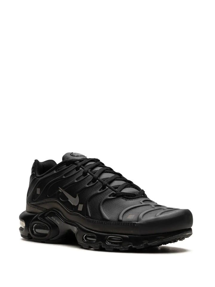 X A-Cold-Wall* Air Max Plus Sneakers