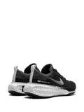 Zoomx Invincible Run Flyknit 3 Oreo Sneakers