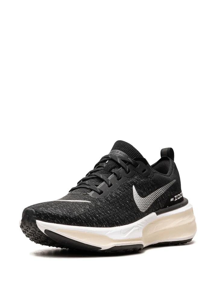 Zoomx Invincible Run Fk 3 Black/White Sneakers