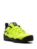 X Supreme Sb Darwin Low Volt Sneakers