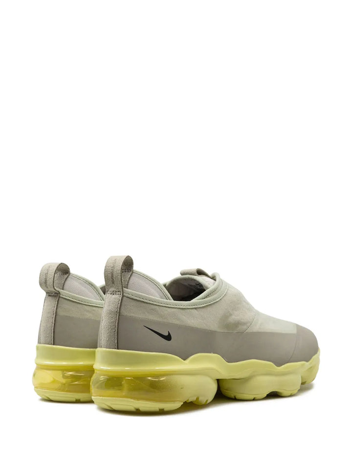 Vapormax Moc Roam Light Stone Sneakers