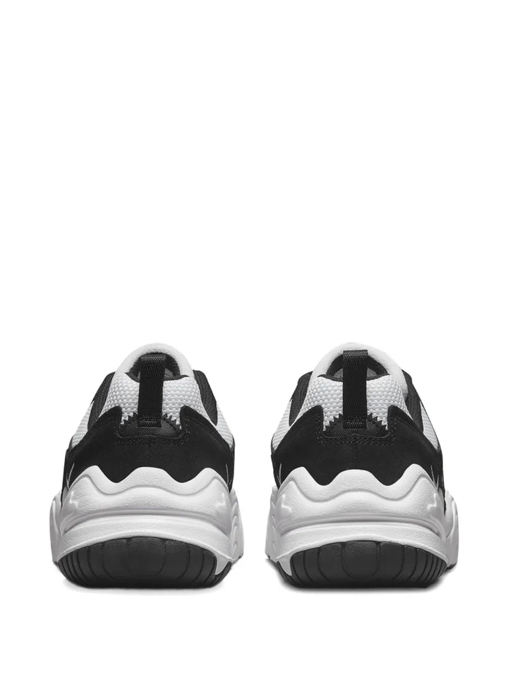 Tech Hera Blk/Wht Black/White Sneakers