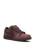 Sb Dunk Low City Of Love Sneakers