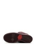 Sb Dunk Low City Of Love Sneakers