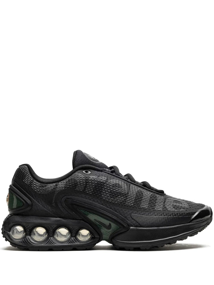 X Supreme Air Max Dn Black Sneakers