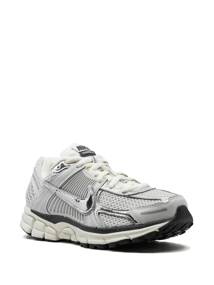 Zoom Vomero 5 Chrome Sneakers