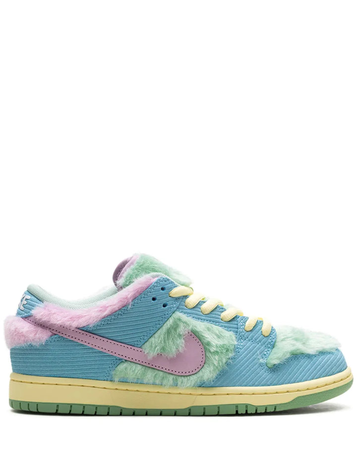 Sb Dunk Low Verdy Visty Sneakers