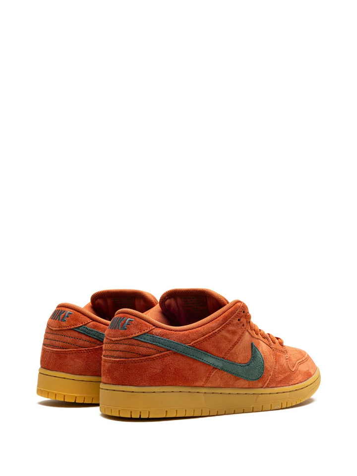 Sb Dunk Low Pro Burnt Sunrise Sneakers