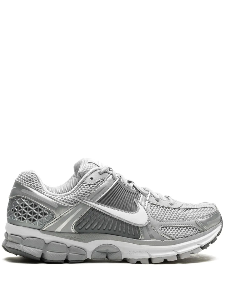 Zoom Vomero 5