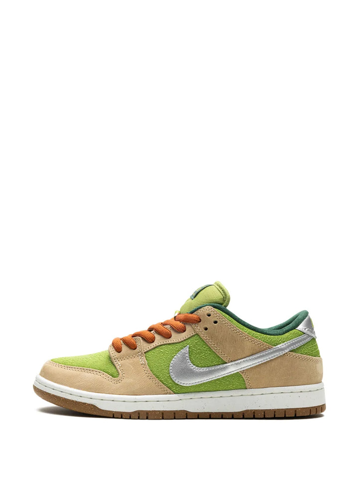 Sb Dunk Low Escargot Sneakers