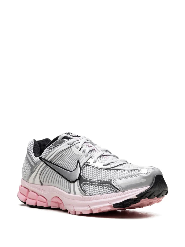 Zoom Vomero 5