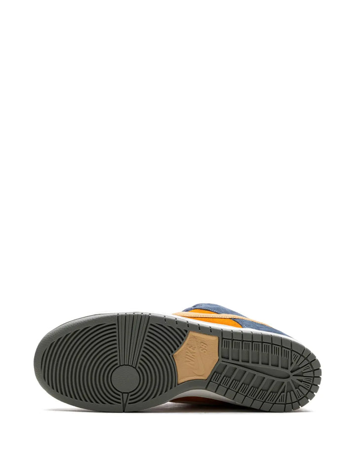 Sb Dunk Low Light Carbon/Monarch Sneakers