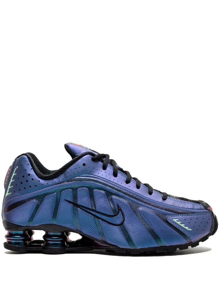 Shox R4 Iridescent/Black Sneakers