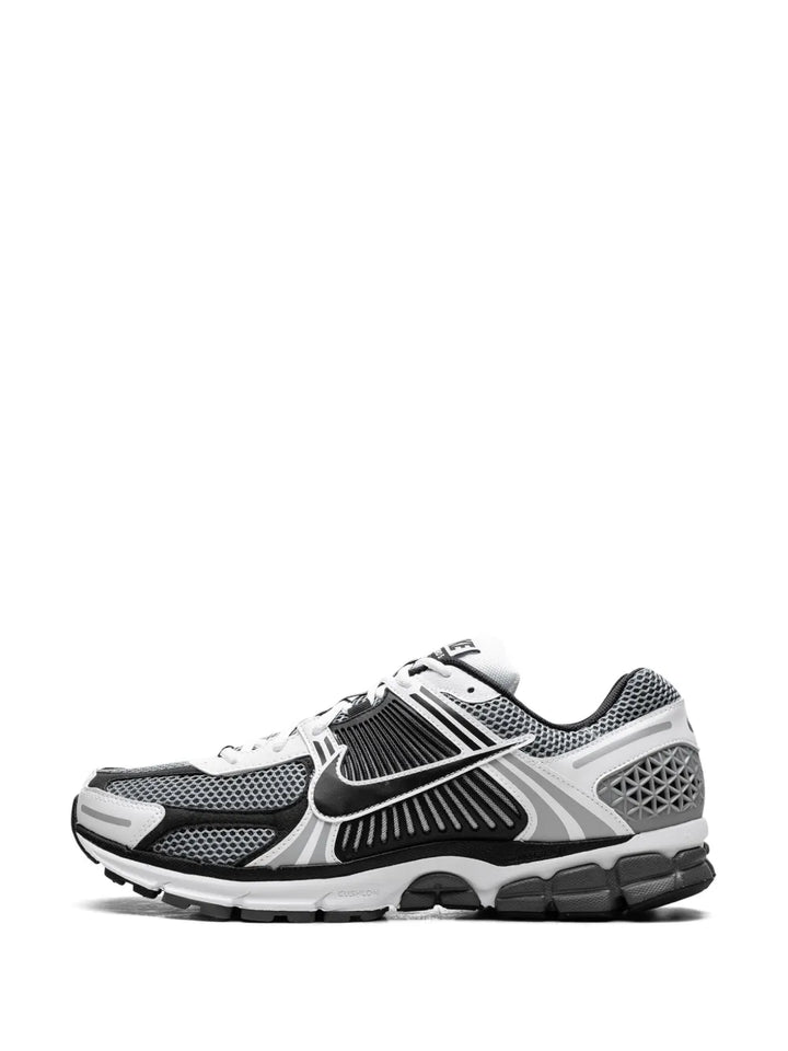 Zoom Vomero 5 Se Sp Black/Metallic Silver Sneakers