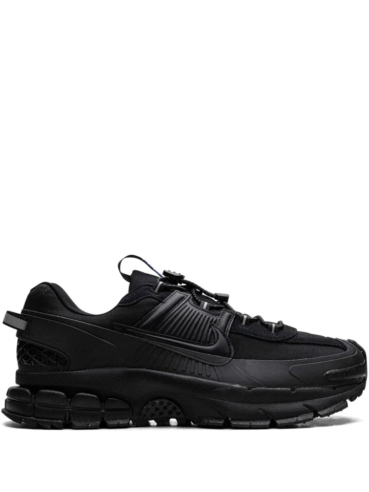 Zoom Vomero Roam Sneakers