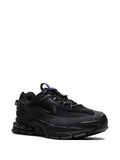 Zoom Vomero Roam Sneakers