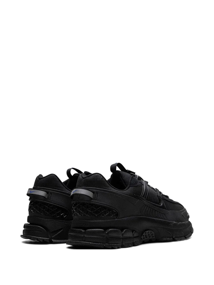 Zoom Vomero Roam Sneakers