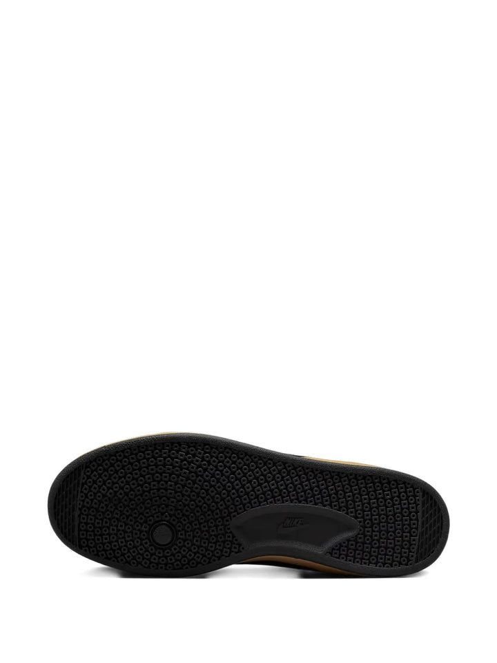 Sb Fc Classic Sneakers