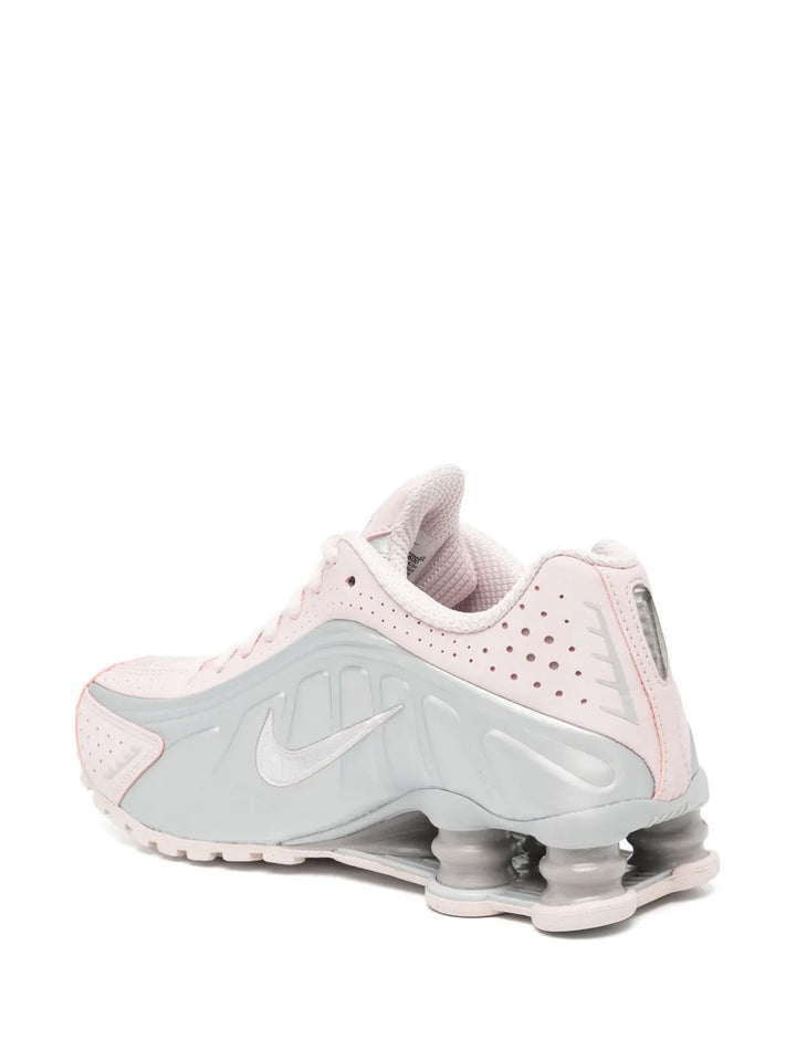 Shox R4 Sneakers