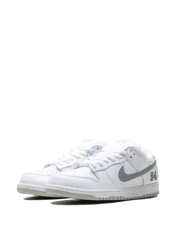 Sb Dunk Low Supreme - White Sneakers