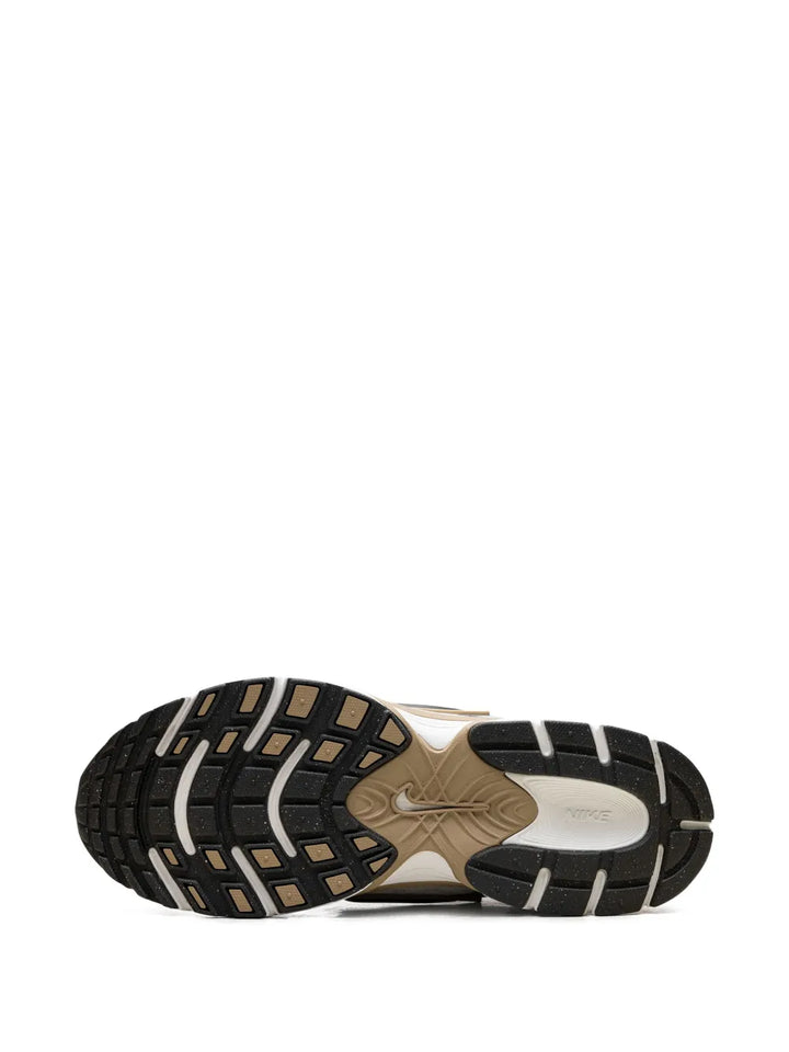 V5 Rnr Parachute Beige/Metallic Pewter Sneakers