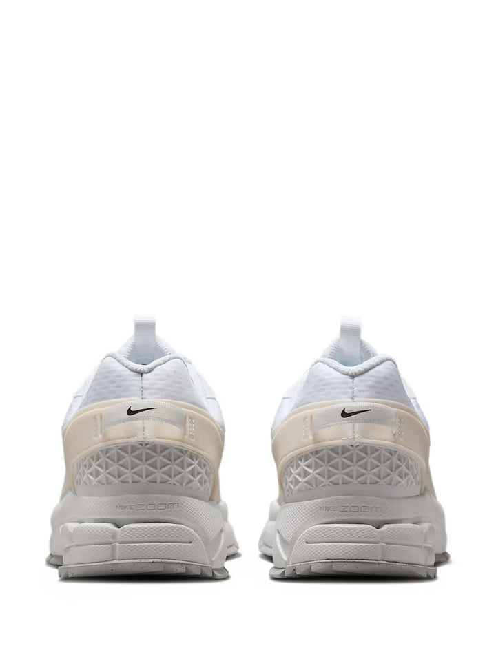 Zoom Vomero 5 Sneakers