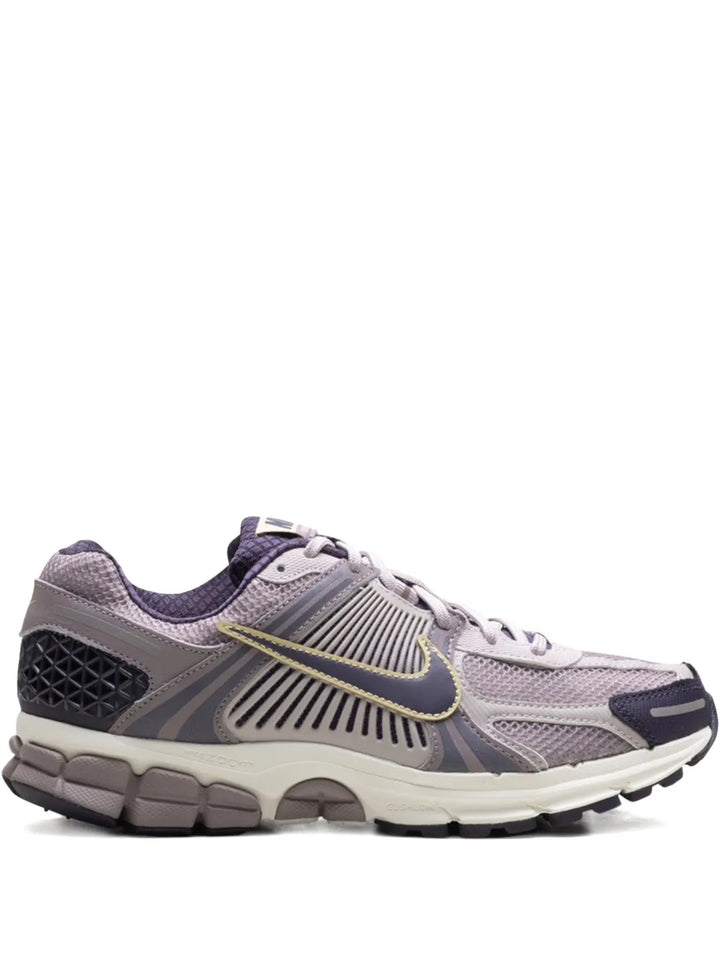 Zoom Vomero 5 Platinum Violet Sneakers
