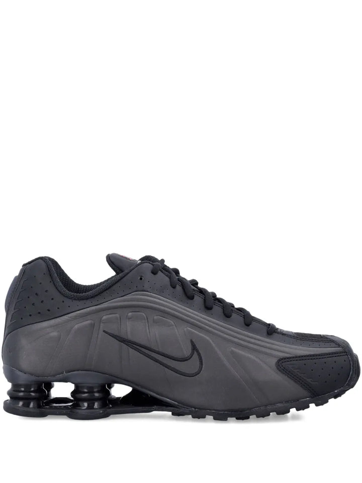 Shox R4 Sneakers