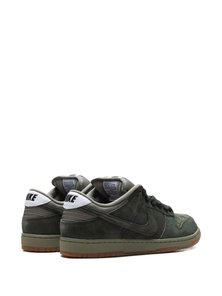 Sb Dunk Low Pro B Sneakers